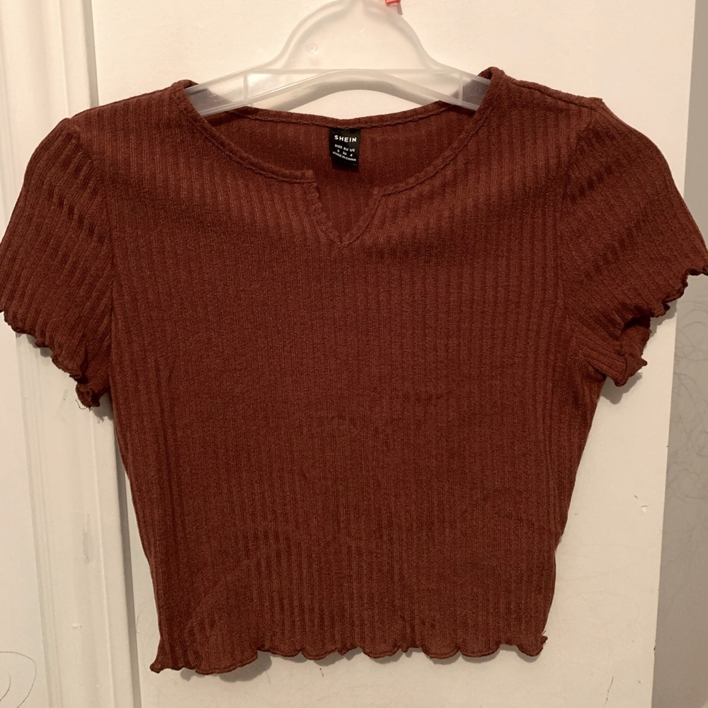 CROP top